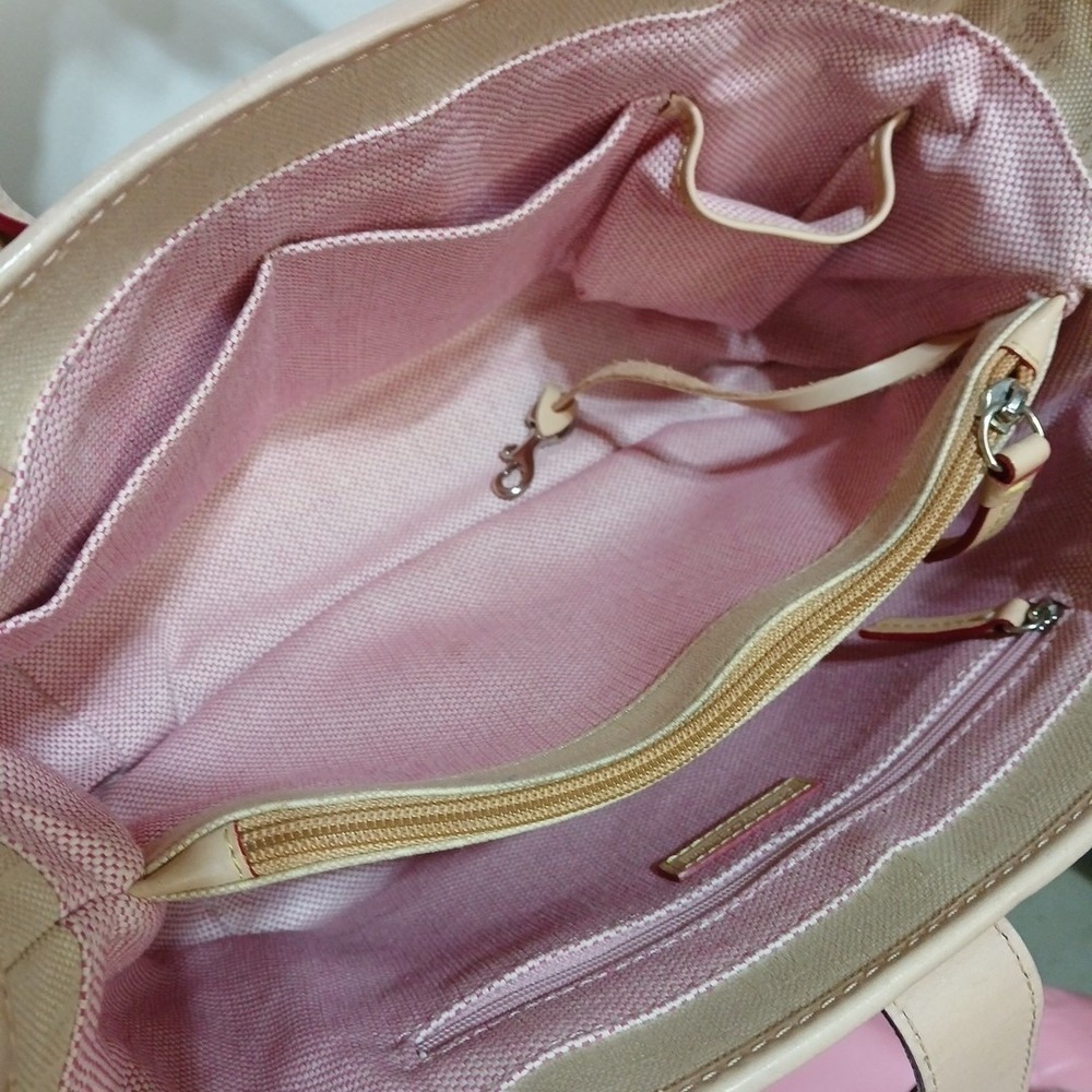 Dooney & Bourke Classic Ivory Satchel Push Lock Detachable Strap Vintage Y2K - Picture 13 of 16
